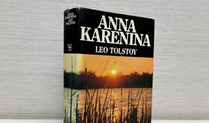 خلاصه داستان آنا کارنینا